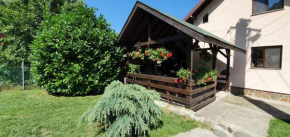Casa Lotrilor, Malaia